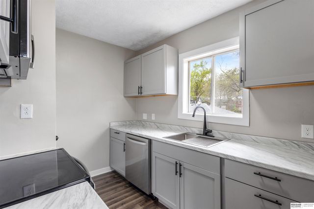 3316 N 55th Street, Omaha, NE 68104