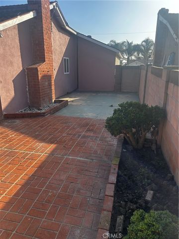 8281 Guilders, Huntington Beach, CA 92647