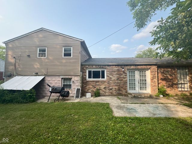 3570 Decamp Drive, Indianapolis, IN 46226