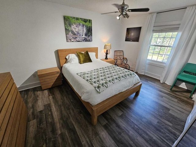 5285 COQUINA KEY DRIVE SE C, St Petersburg, FL 33705