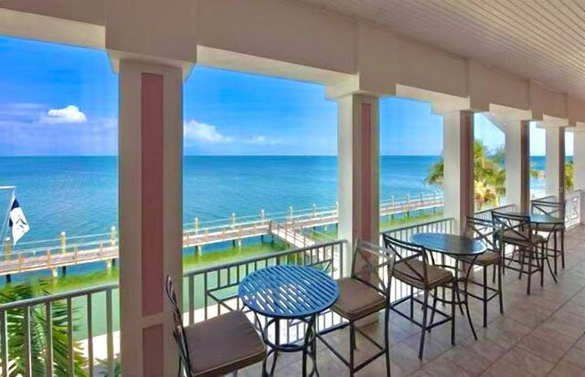 5285 COQUINA KEY DRIVE SE C, St Petersburg, FL 33705