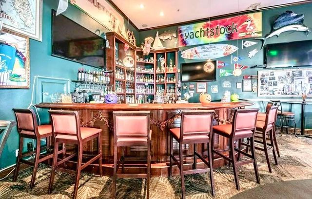 5285 COQUINA KEY DRIVE SE C, St Petersburg, FL 33705