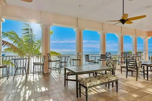 5285 COQUINA KEY DRIVE SE C, St Petersburg, FL 33705