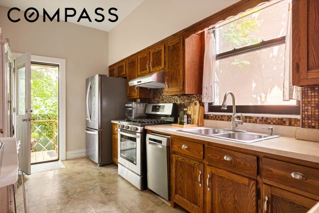 101 Chauncey Street, New York City, NY 11233