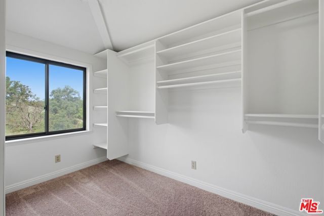 27961 Preakness Drive, Tehachapi, CA 93561