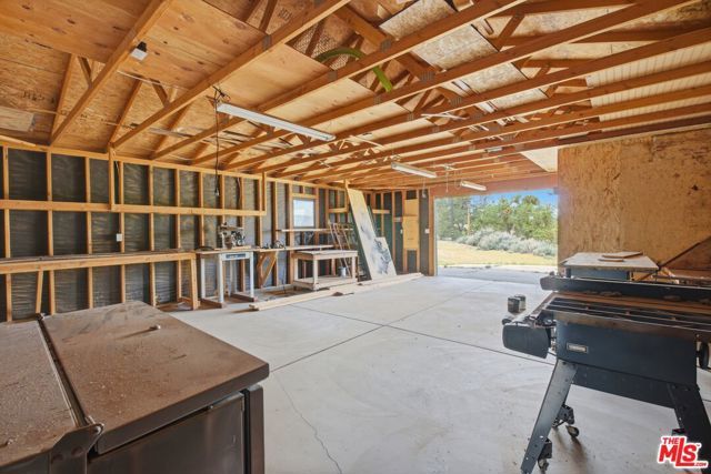 27961 Preakness Drive, Tehachapi, CA 93561