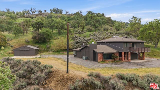 27961 Preakness Drive, Tehachapi, CA 93561