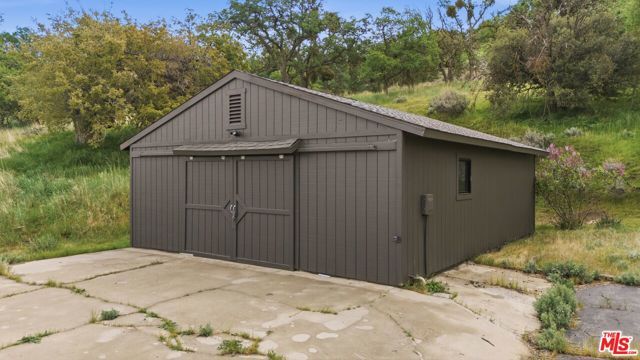 27961 Preakness Drive, Tehachapi, CA 93561
