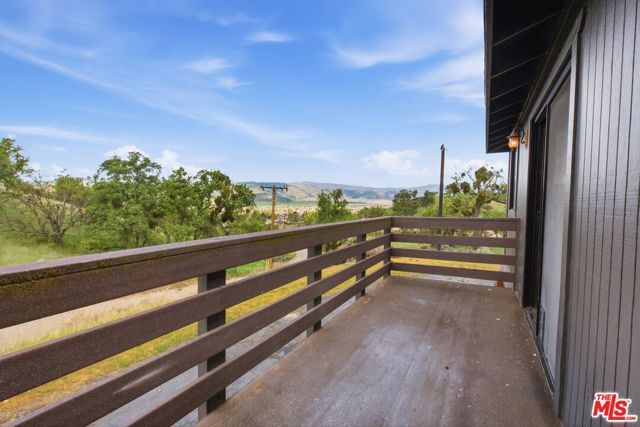 27961 Preakness Drive, Tehachapi, CA 93561