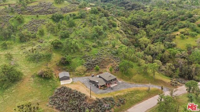 27961 Preakness Drive, Tehachapi, CA 93561