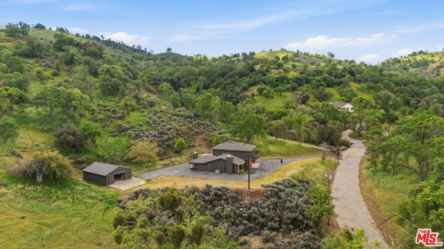 27961 Preakness Drive, Tehachapi, CA 93561