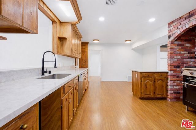 27961 Preakness Drive, Tehachapi, CA 93561