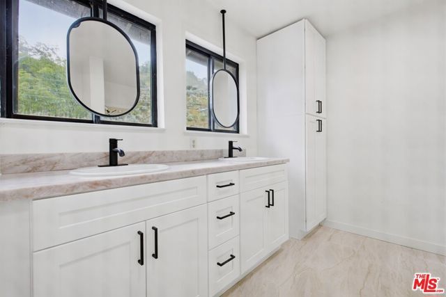 27961 Preakness Drive, Tehachapi, CA 93561