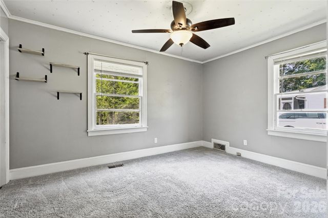 307 Dutchman Avenue, Mount Holly, NC 28120