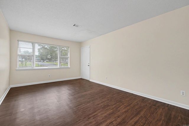 5601 Bliss Circle, Little Rock, AR 72209
