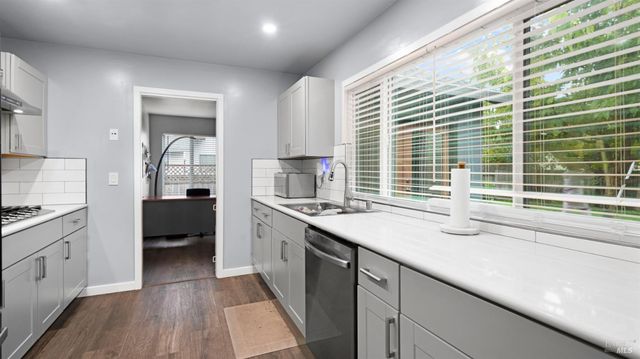 3456 Norwalk Pl, Fairfield, CA 94534