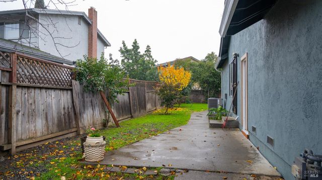 3456 Norwalk Pl, Fairfield, CA 94534