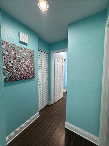 9288 LAKE CHASE ISLAND WAY, Tampa, FL 33626
