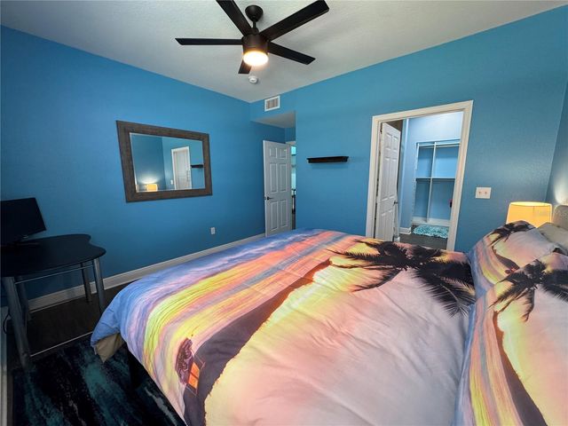 9288 LAKE CHASE ISLAND WAY, Tampa, FL 33626