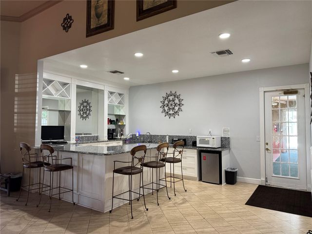 9288 LAKE CHASE ISLAND WAY, Tampa, FL 33626