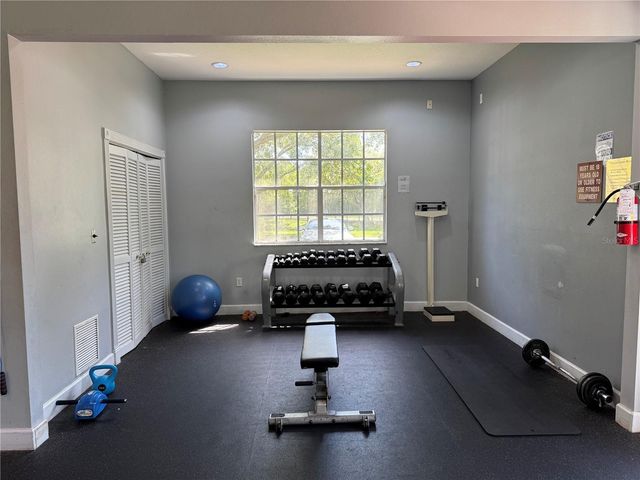 9288 LAKE CHASE ISLAND WAY, Tampa, FL 33626