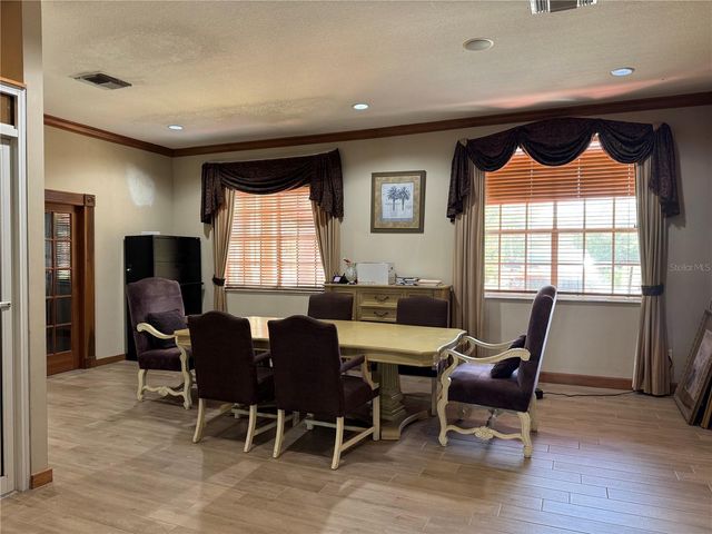 9288 LAKE CHASE ISLAND WAY, Tampa, FL 33626