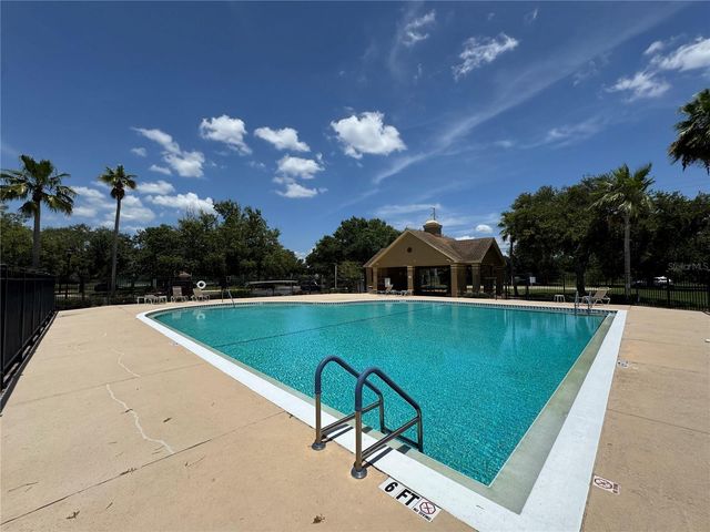 9288 LAKE CHASE ISLAND WAY, Tampa, FL 33626