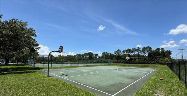 9288 LAKE CHASE ISLAND WAY, Tampa, FL 33626