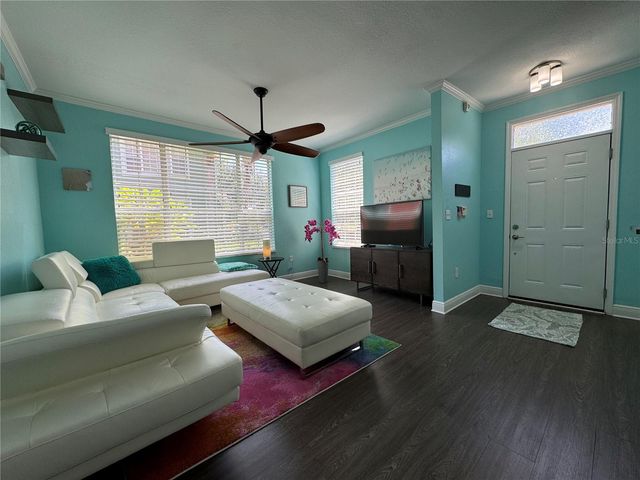 9288 LAKE CHASE ISLAND WAY, Tampa, FL 33626