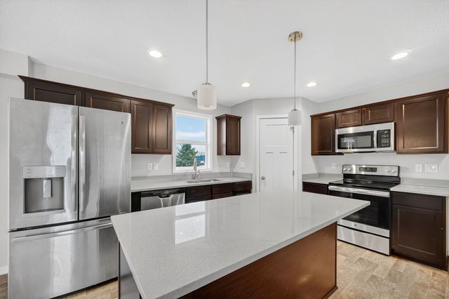 124 Aspen Drive NE, Bondurant, IA 50035