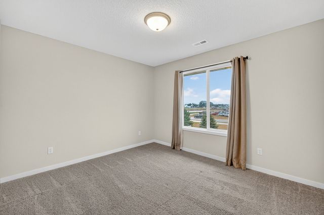 124 Aspen Drive NE, Bondurant, IA 50035