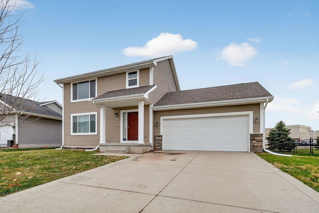 124 Aspen Drive NE, Bondurant, IA 50035