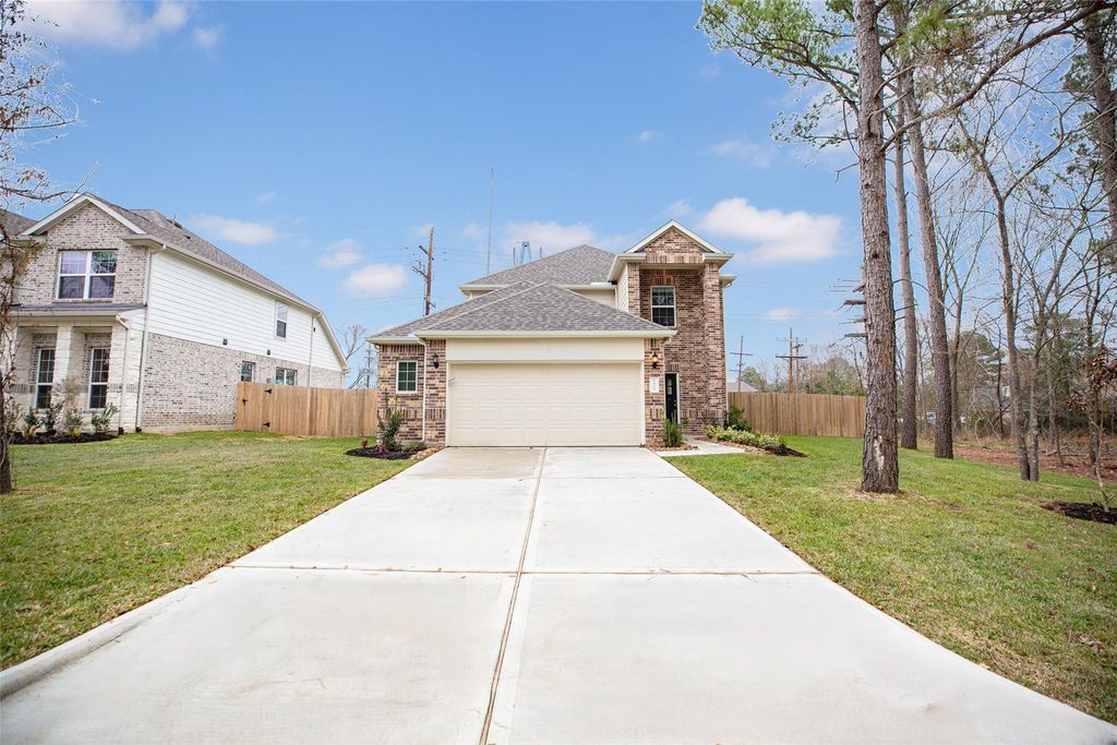 3510 Stonehenge Drive, Montgomery, TX 77356