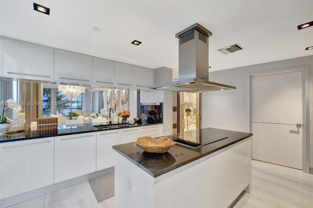 17121 Collins Avenue 808, Sunny Isles Beach, FL 33160