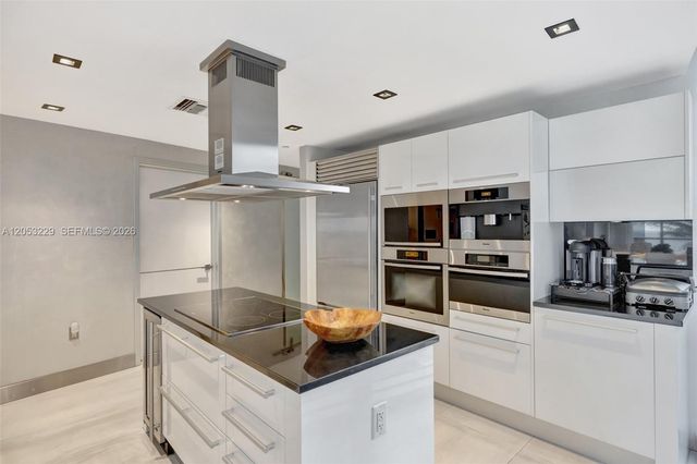 17121 Collins Avenue 808, Sunny Isles Beach, FL 33160