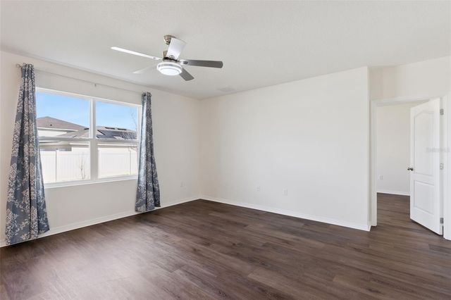 4897 PANGA AVENUE, Mount Dora, FL 32757