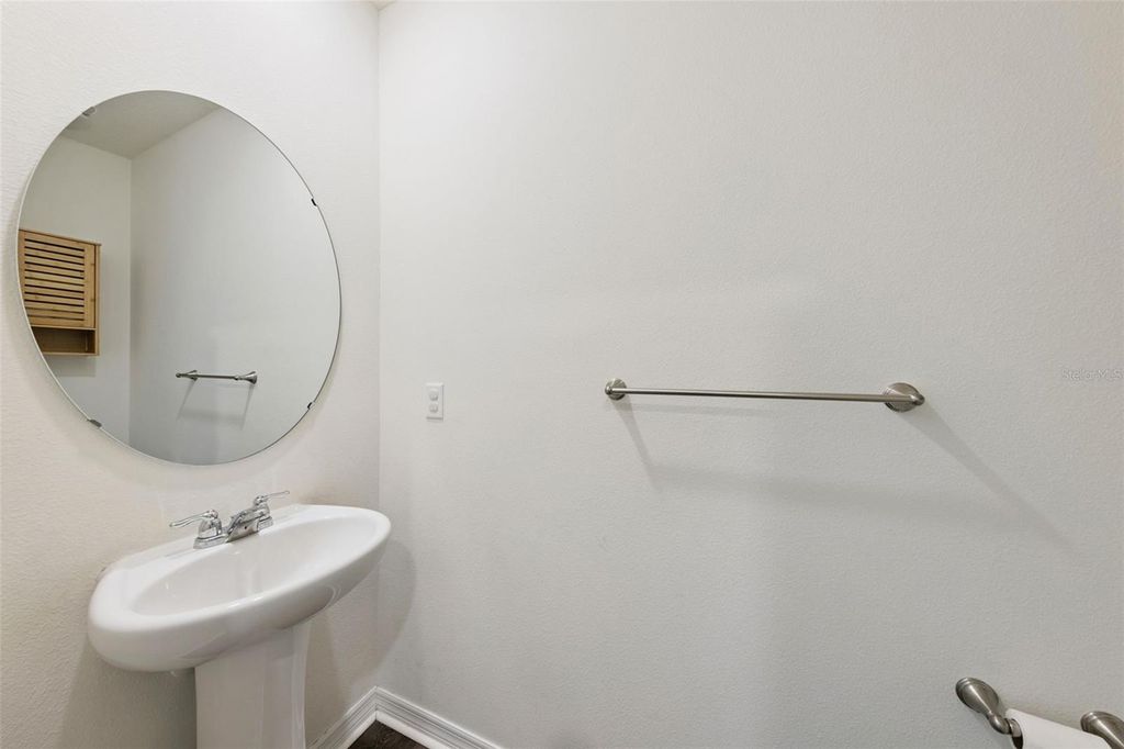 Image 21 of property listing at 4897 PANGA AVENUE, Mount Dora, FL 32757