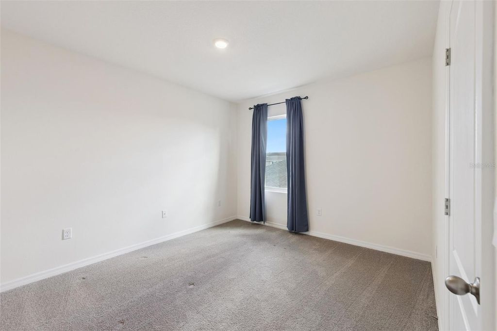 Image 26 of property listing at 4897 PANGA AVENUE, Mount Dora, FL 32757