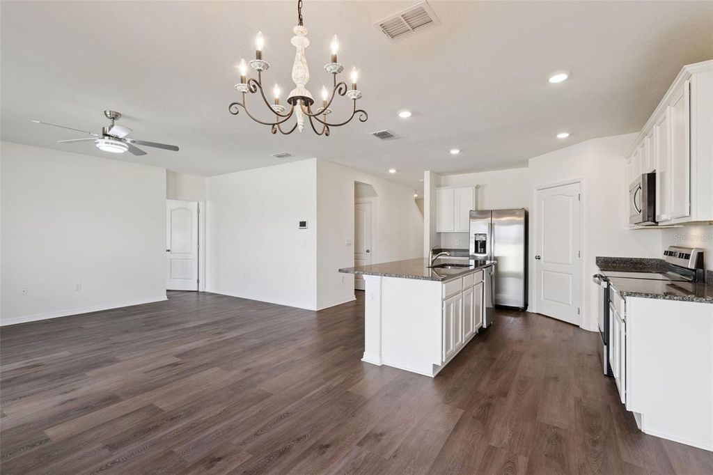 Image 4 of property listing at 4897 PANGA AVENUE, Mount Dora, FL 32757