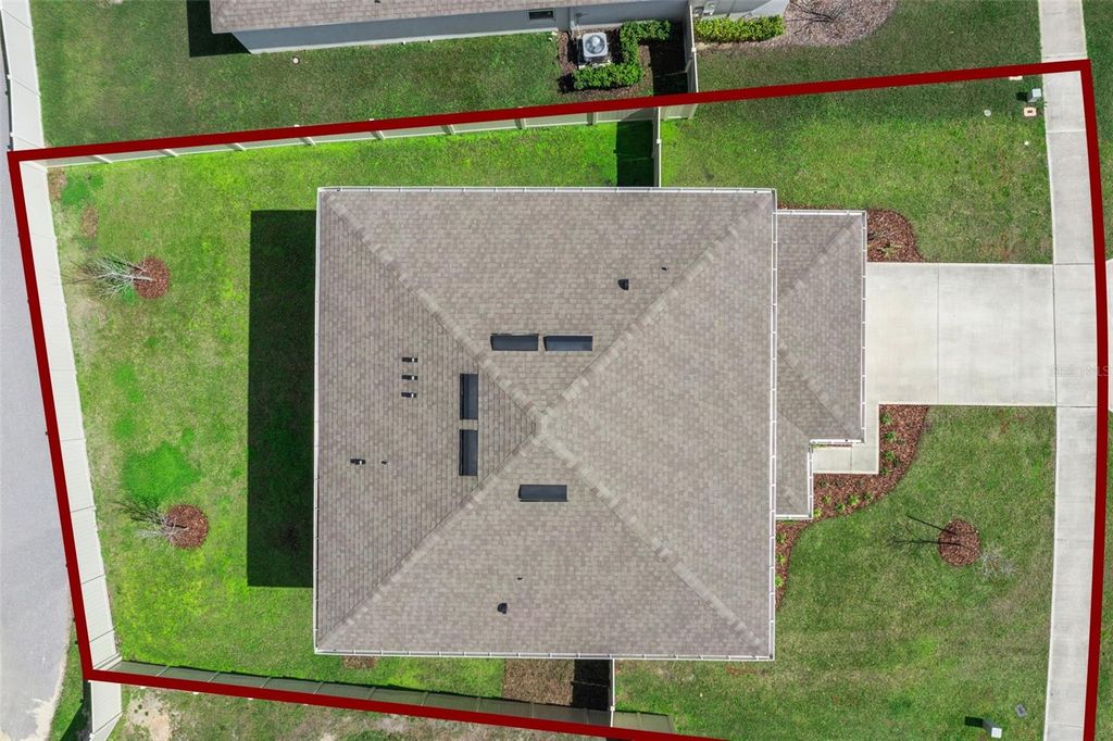 Image 35 of property listing at 4897 PANGA AVENUE, Mount Dora, FL 32757