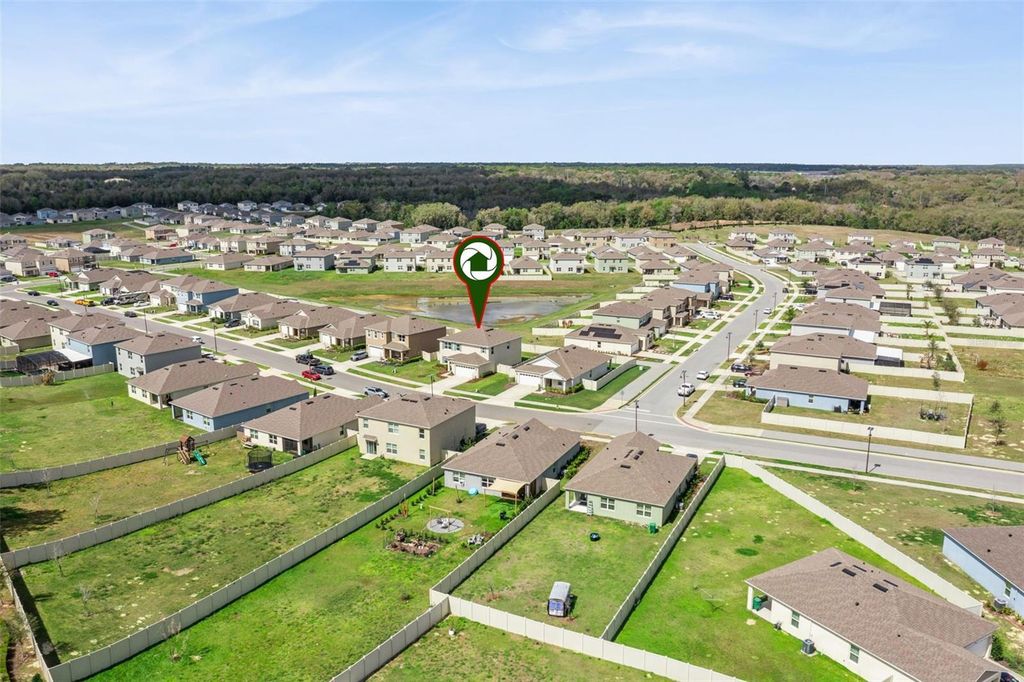 Image 40 of property listing at 4897 PANGA AVENUE, Mount Dora, FL 32757