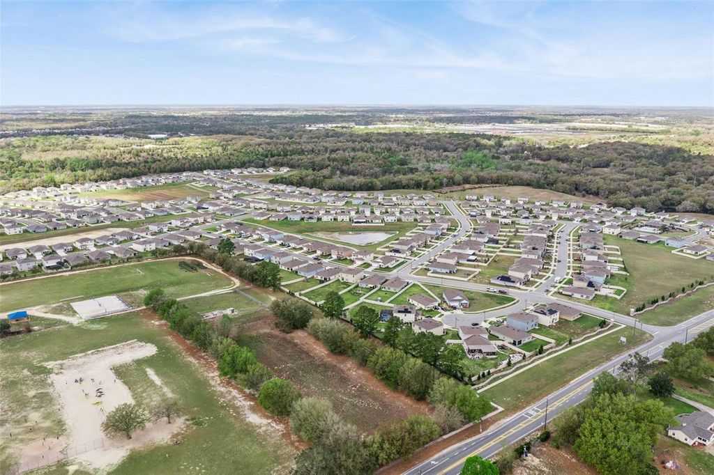 Image 43 of property listing at 4897 PANGA AVENUE, Mount Dora, FL 32757