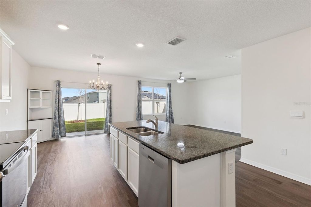 Image 7 of property listing at 4897 PANGA AVENUE, Mount Dora, FL 32757