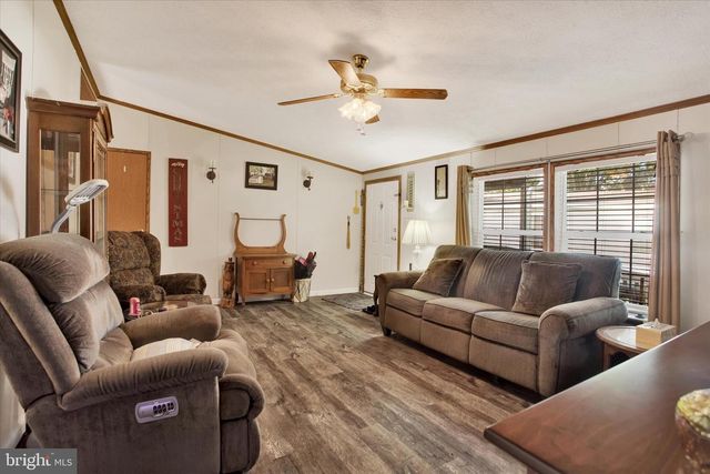 86 EDWARDS LN, Lothian, MD 20711