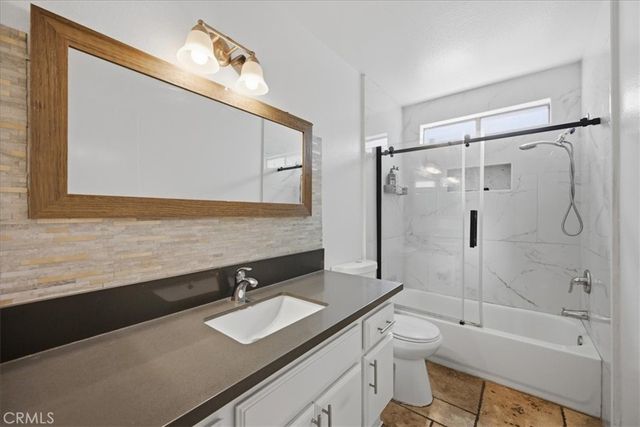 1893 Loma Bonita, Perris, CA 92570