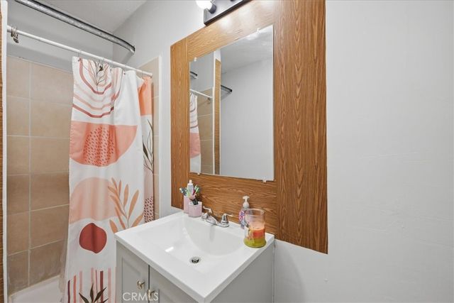 1893 Loma Bonita, Perris, CA 92570