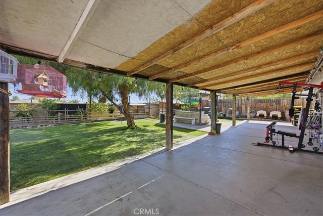 1893 Loma Bonita, Perris, CA 92570