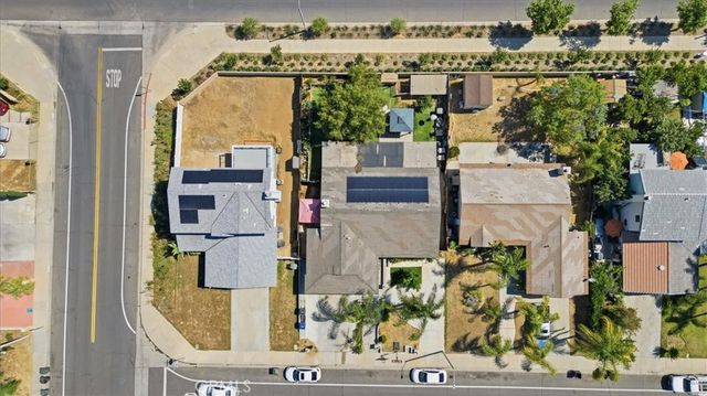 1893 Loma Bonita, Perris, CA 92570