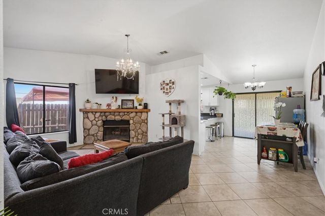 1893 Loma Bonita, Perris, CA 92570
