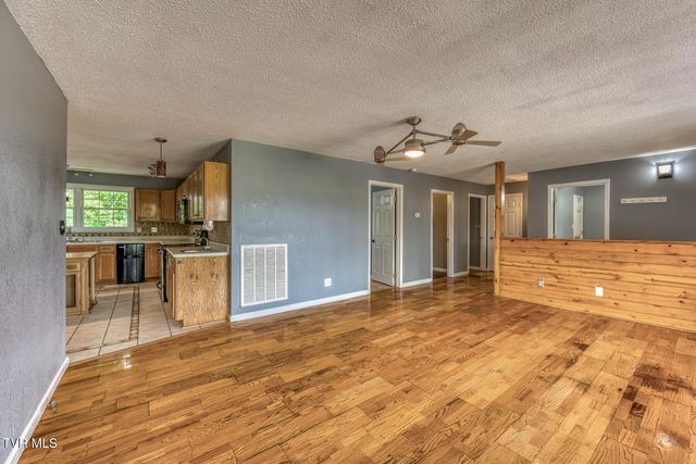 518 V I Ranch Road, Bristol, TN 37620